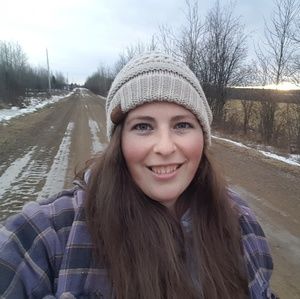 Meet your Posher, Anne